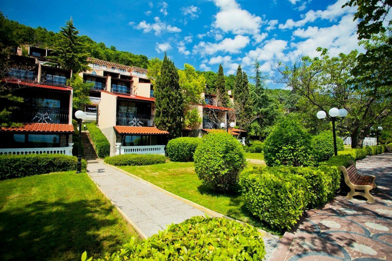 Elenite Villas Exterior photo